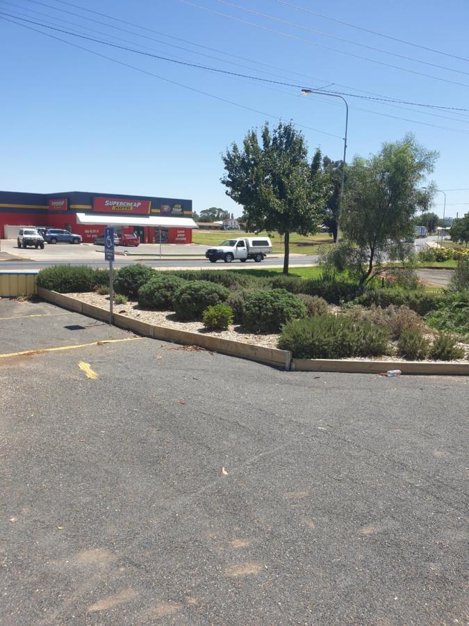 Newell Hwy Caravan Park Parkes Εξωτερικό φωτογραφία