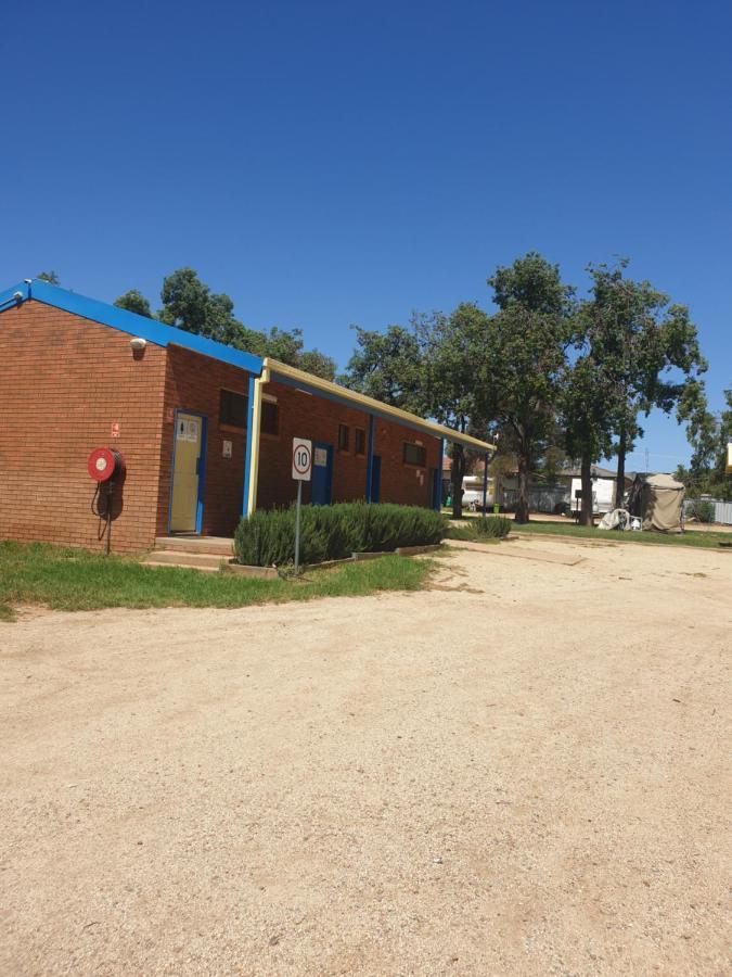 Newell Hwy Caravan Park Parkes Εξωτερικό φωτογραφία